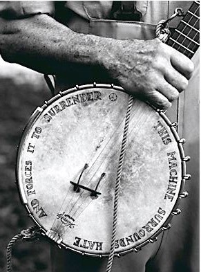Pete Seeger's banjo.JPG